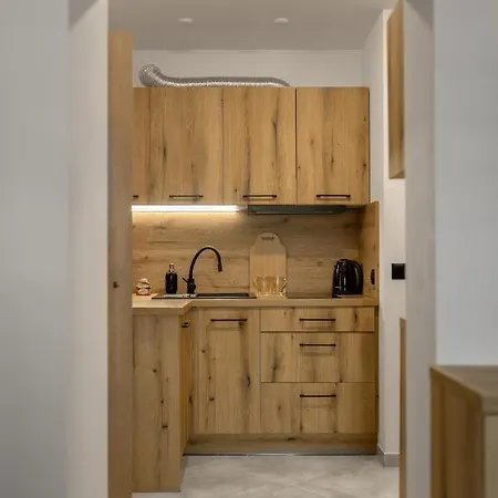 Centrum A 쿠도바-즈루이