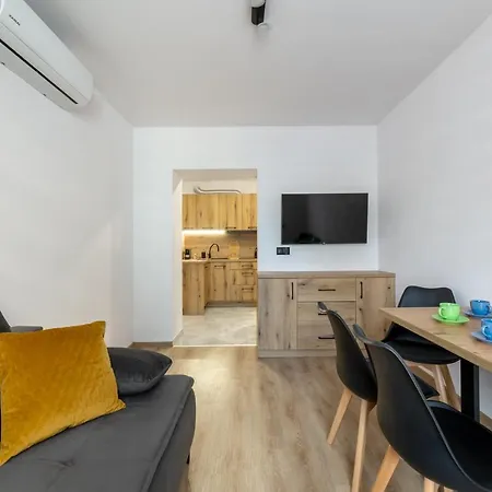 Centrum A 아파트 쿠도바-즈루이